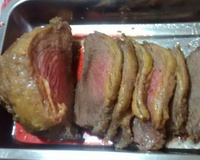 Picanha ao forno com sal grosso e molho spice