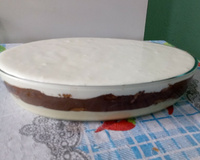 Pavê de chocolate com biscoito champagne