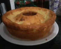 Bolo de fubá cremoso com queijo