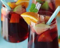 Como fazer sangria? Com poucos ingredientes você tem uma bebida refrescante e deliciosa