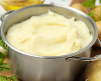 Chef renomado ensina um truque simples para deixar o purê de batatas ainda mais cremoso e saboroso