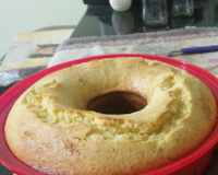 Bolo de milho com leite condesado