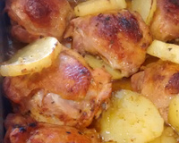 Frango com batatas no forno simples