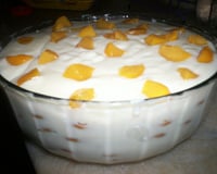 Pavê de pêssego em calda