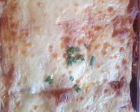 Lasanha à bolonhesa com molho branco