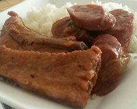 Costela de porco com linguiça calabresa defumada