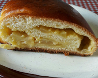 Pão sedução de maçã verde com creme de baunilha