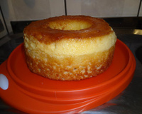 Bolo com pudim cremoso