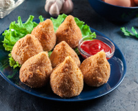 Coxinha com massa de arroz: receita diferente e deliciosa