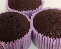 Cupcake de chocolate no micro-ondas