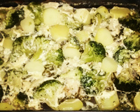 Filé de peixe com brócolis e batata