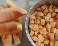 Doce de mamão verde em cubinhos