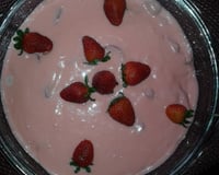 Sobremesa simples de morango