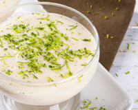 A melhor sobremesa do verão é esse creme de limão gelado: só 3 ingredientes e pronto em 5 minutos