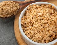 Farofa crocante de soja do TudoGostoso é a receita deliciosa que até as crianças vão gostar, combina com tudo!