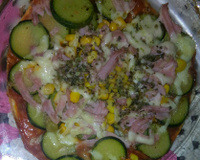 Pizza de abóbrinha com massa de pastel