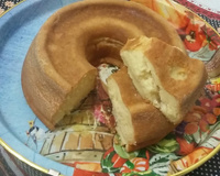 Bolo de leite cremoso