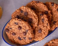 Cookie sem açúcar e sem glúten com aveia e chocolate