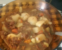 Carne de panela com legumes