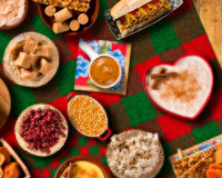 Comidas típicas de festa junina: 5 aparelhos de cozinha perfeitos para preparar as delícias desta época