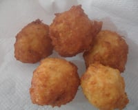 Bolinho de arroz com atum