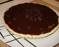 Torta de passas ao rum e ganache