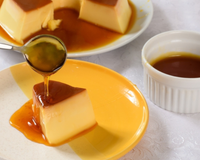 Como fazer caramelo líquido que não endurece para pudim, bolo ou sorvete: "Nesse momento baixe o fogo”