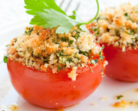 Ideal para qualquer estação, confira nossa receita de tomates recheados sem cozimento e com muito frescor!