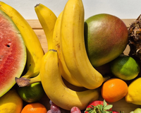 Aurelio Rojas, cardiologista: “Bananas, uvas, mangas ou abacaxis podem perturbar o seu sono à noite.”