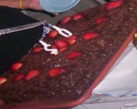 Bolo de chocolate com morango