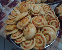 Caracóis de presunto e queijo