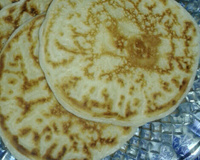 Pão de queijo de frigideira (fácil e rápido)