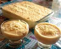 Pavê de mousse de maracujá e brigadeiro branco