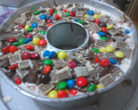 Torta de brigadeiro, sorvete e bis