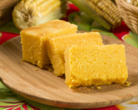 Mexeu, tá pronto! O bolo de fubá mais rápido, fofinho e delicioso que você já experimentou