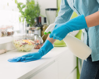 6 passos simples para evitar que a cozinha fique grudando de gordura