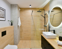 Os boxes de chuveiro estão com os dias contados: a nova tendência para 2026 é barata, elegante, sem manutenção e nunca cria mofo