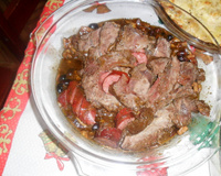 Carne recheada ao molho madeira