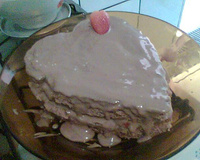 Bolo de chocolate com  morango