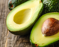 O abacate permanece fresco por mais tempo e não escurece se você usar essas 4 dicas simples