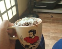 Bolo de chocolate na caneca