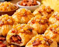 A combinação que você não sabia que precisava: folhado de bacon com abacaxi pronto em minutos!