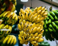 José Luis, vendedor de frutas: "Para evitar que as bananas escureçam rapidamente, não use a fruteira, mas sim um recipiente Tupperware na geladeira."