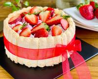 Torta Charlotte é a sobremesa de Natal que vai conquistar toda a sua família: receita é muito fácil e fica uma delícia