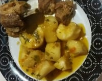 Vaca atolada (carne com mandioca)