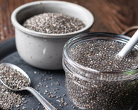 Sementes de chia: o que dizem os especialistas sobre os benefícios de consumir o gel produzido quando hidratadas?