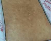 Bolo pão-de-ló com coco