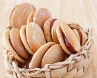 Receita fácil de biscoito casadinho de goiabada é tudo na minha vida: crocante na medida e muito macio