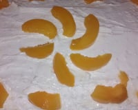 Bolo recheado com pêssego