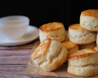 Bolinhos do caderno da vovó prontos em 15 minutos: receita simples e deliciosa pro café da tarde